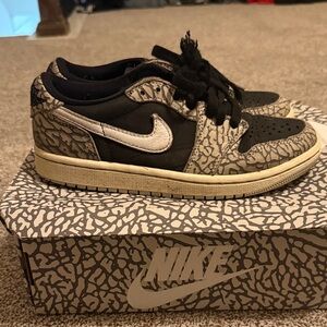 Air Jordan 1 Retro Low